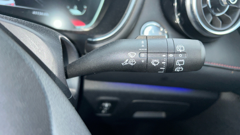 MG Hs 1.5 T-GDI Exclusive 5dr Petrol Hatchback